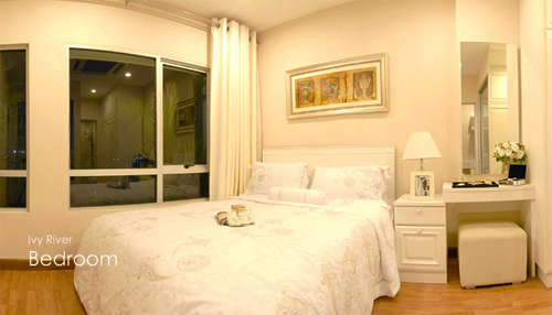 Ivy River condominium